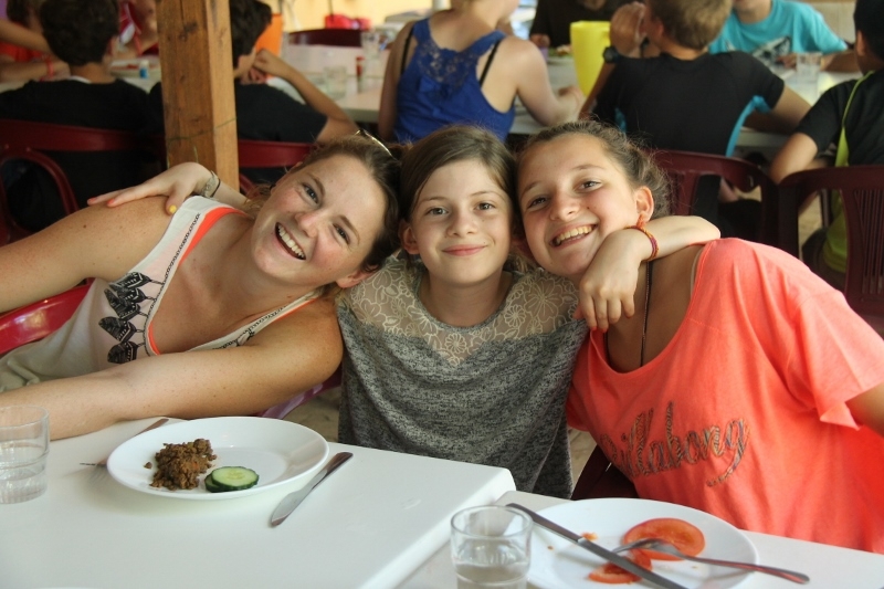 Village Camps International Summer Camp Ard&egrave;che, France 2019-07-26 https://www.villagecamps.com/journals_admin/images/925-22-IMG_3851 (800x533).jpg